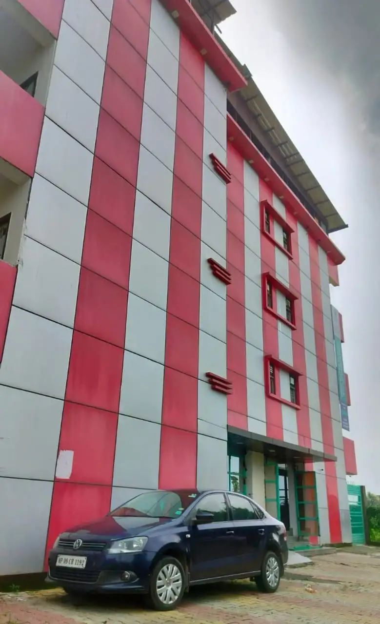 Verified Commercial Property in Dehradun,Uttar pradesh  - INVEST AND EARN RS 15 LAC PM FROM DAY 1 | Bhavya Ventures