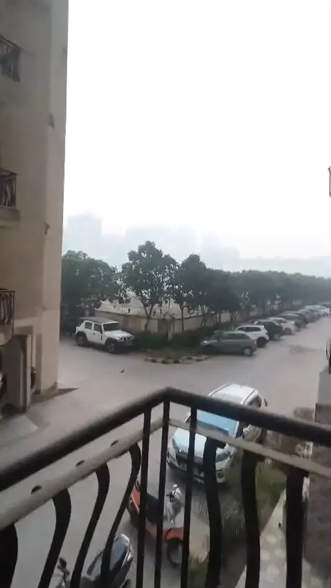 4 BHK FLAT IN HEART OF NOIDA , UNBEATABLE PRICE Interior View - Residential in NOIDA SEC 77